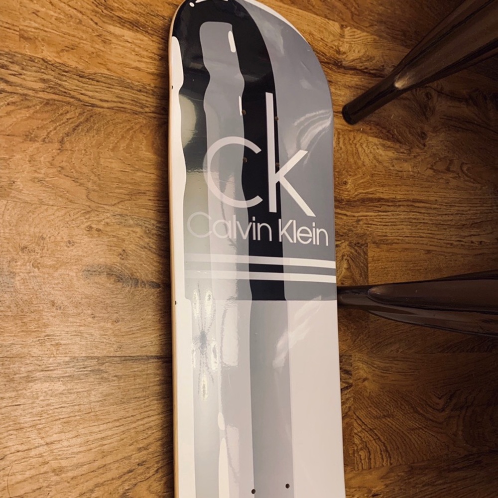 Skateboard deck
